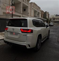 تويوتا لاندكروزر